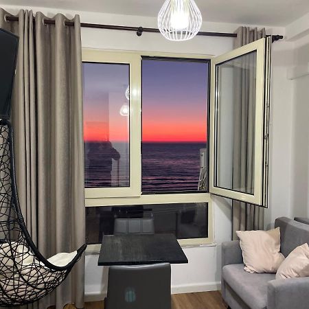 Arteg Apartments - Full Sea View Durres Bagian luar foto