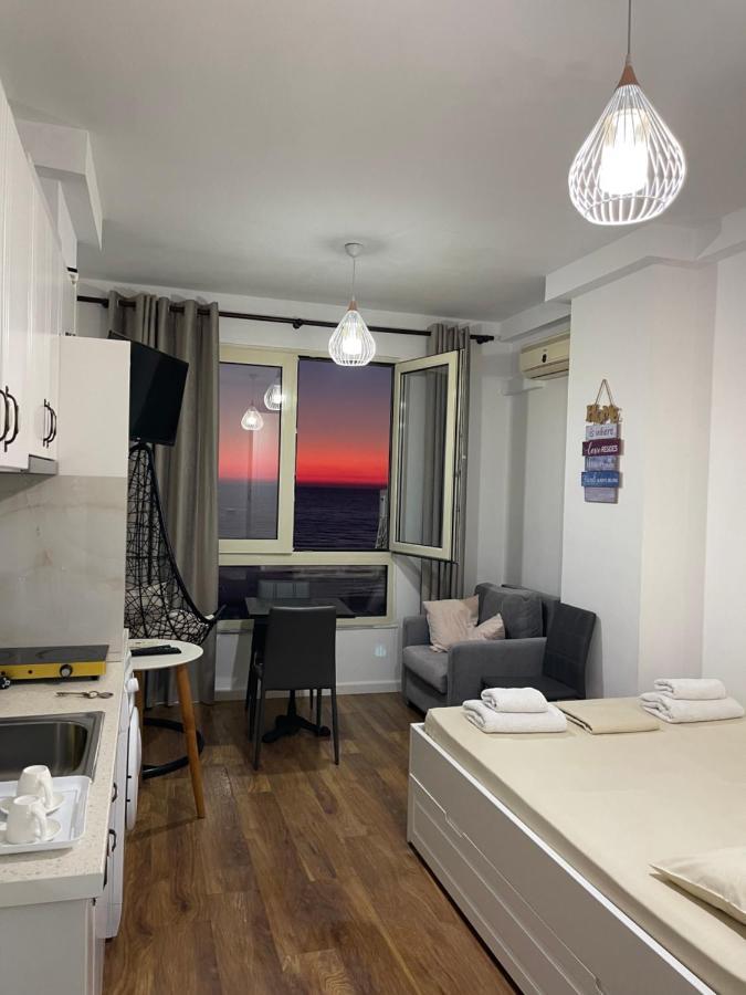 Arteg Apartments - Full Sea View Durres Bagian luar foto