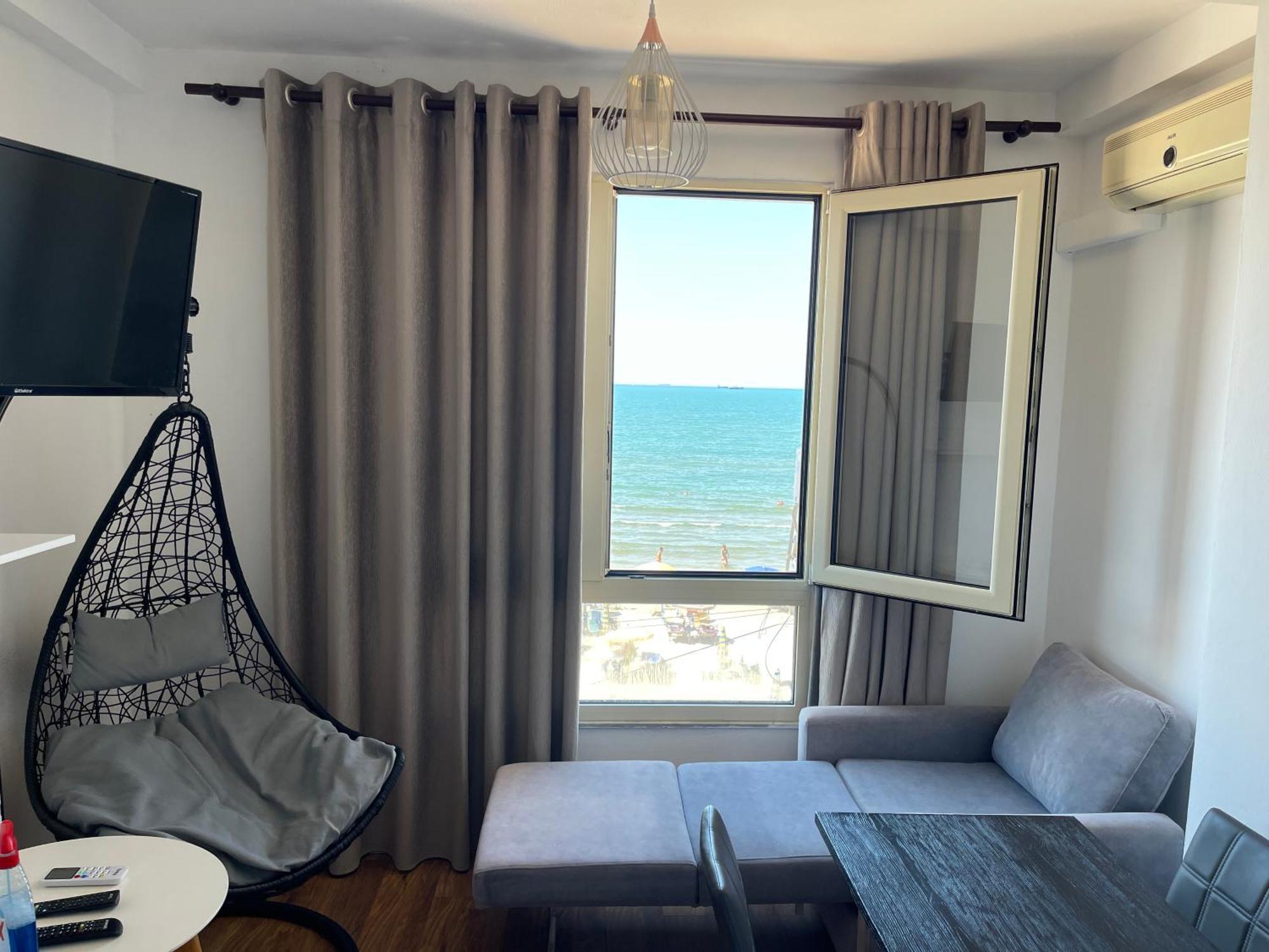 Arteg Apartments - Full Sea View Durres Bagian luar foto