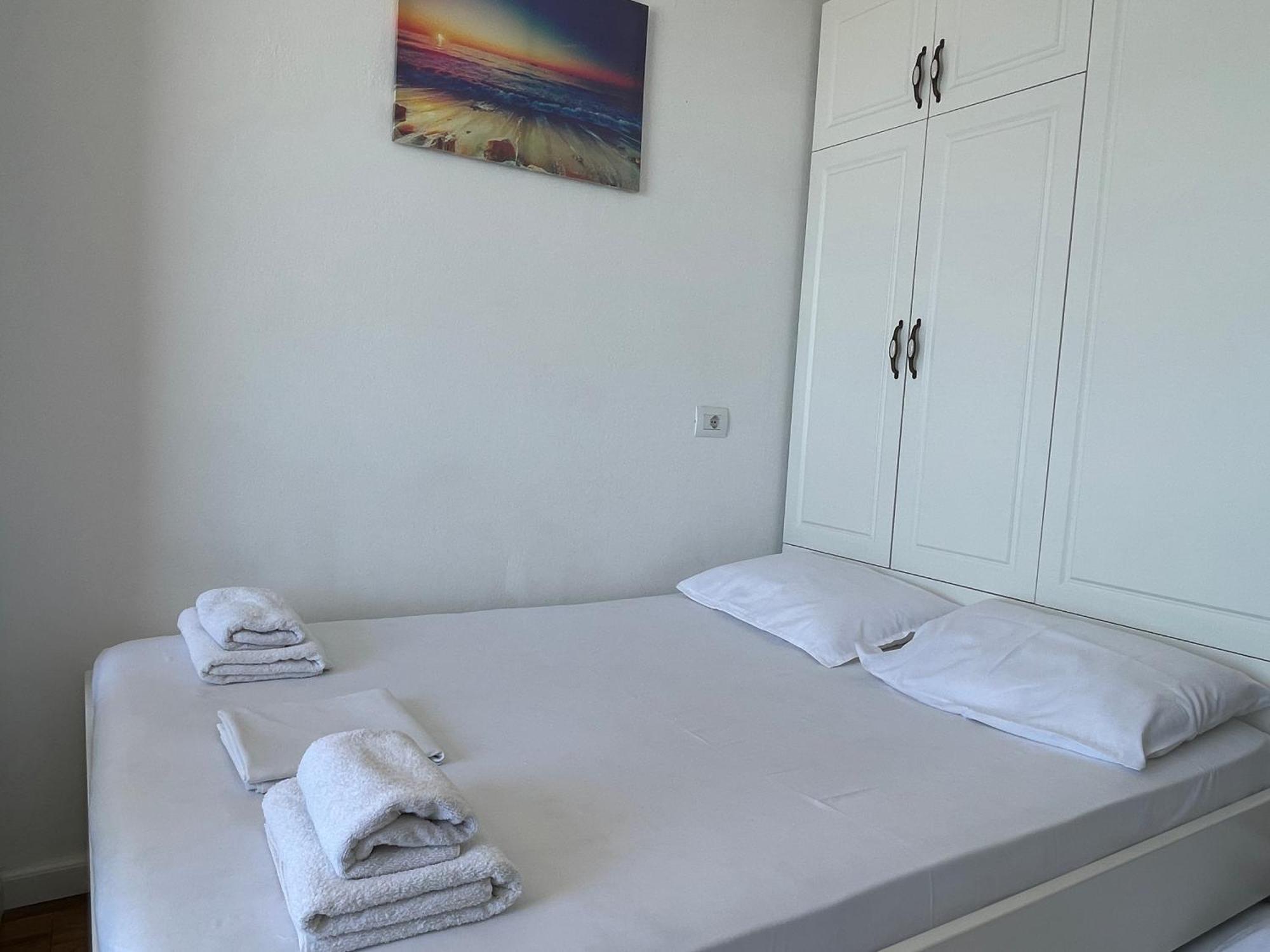 Arteg Apartments - Full Sea View Durres Bagian luar foto