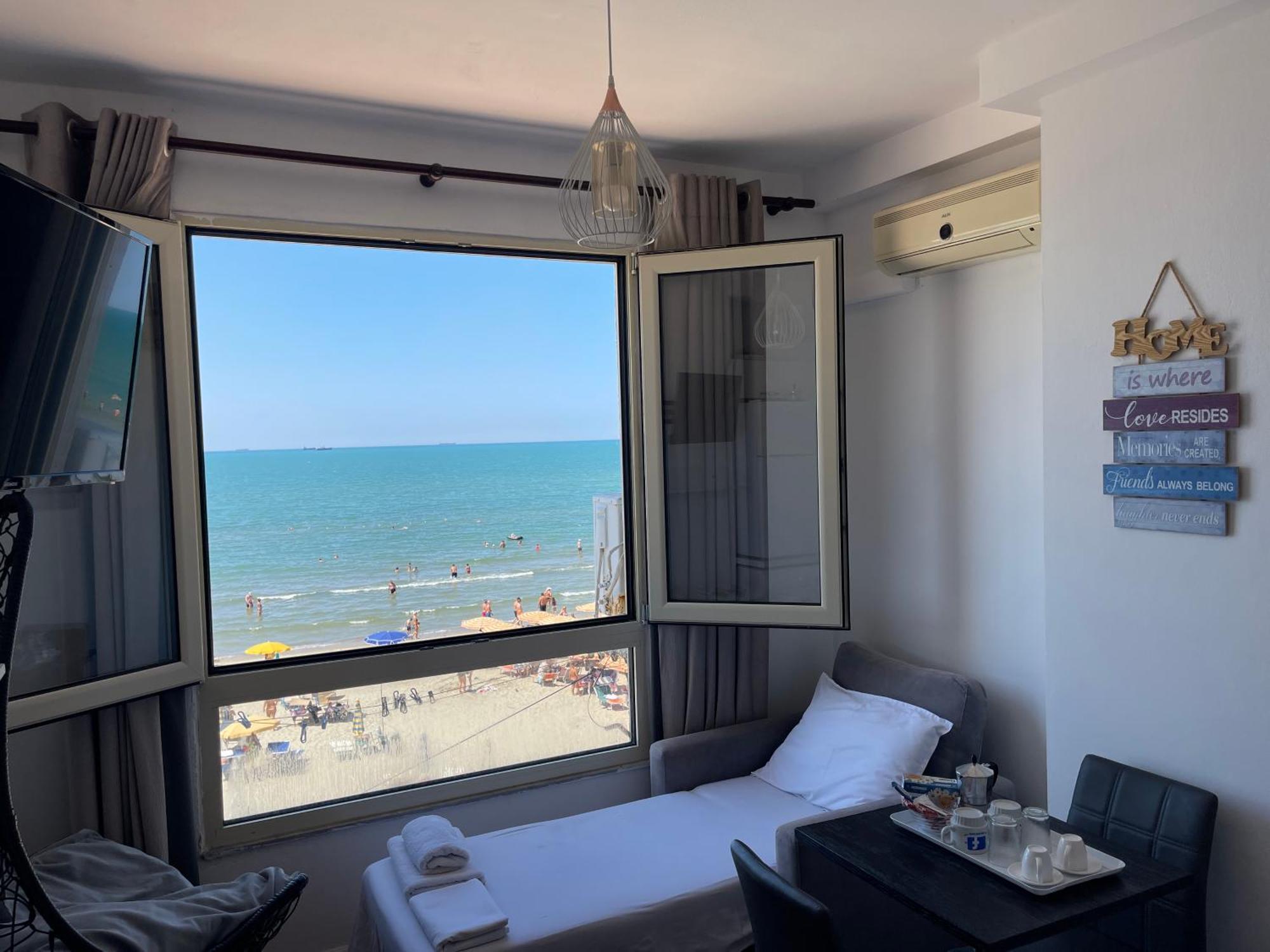 Arteg Apartments - Full Sea View Durres Bagian luar foto