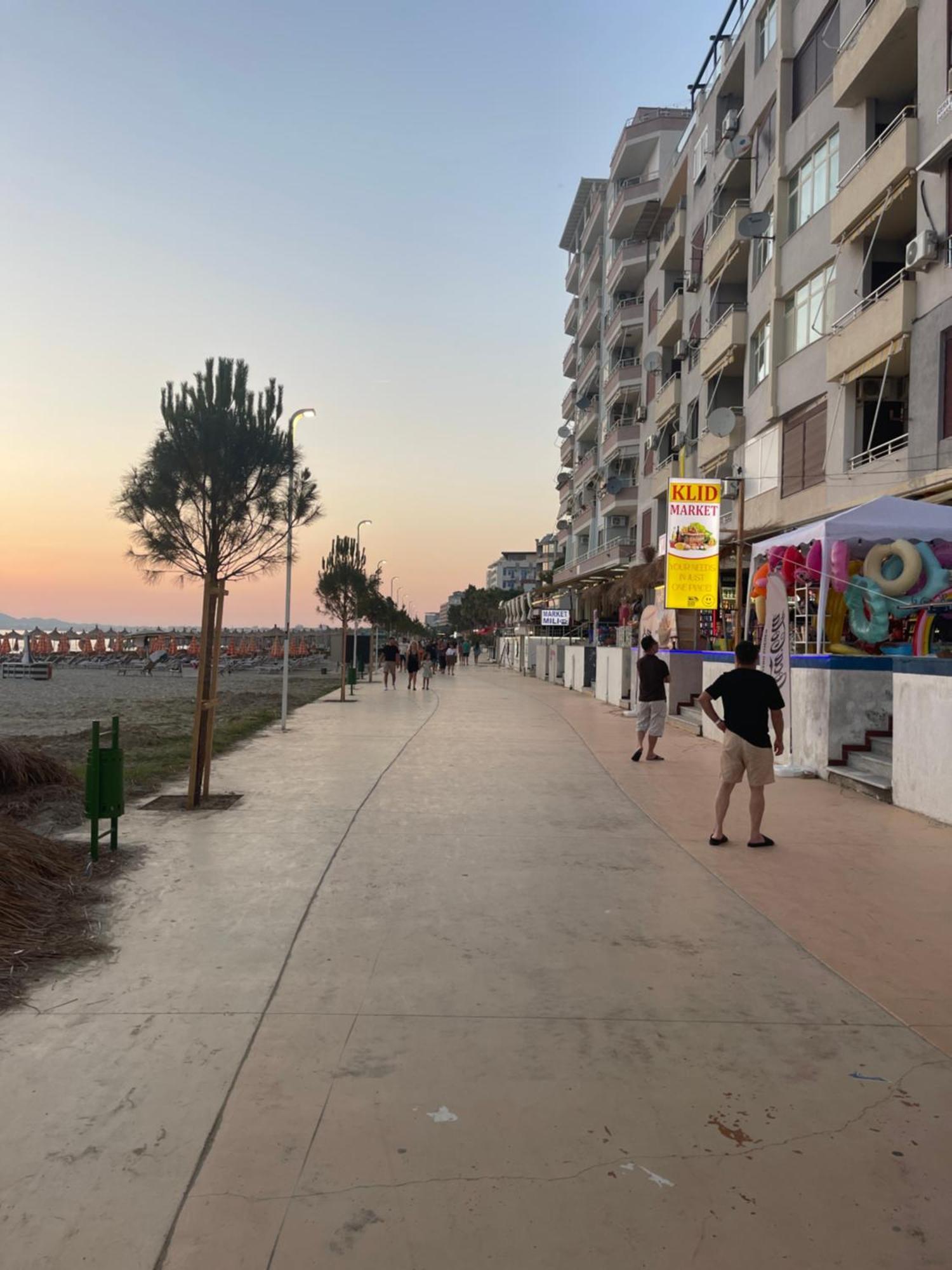 Arteg Apartments - Full Sea View Durres Bagian luar foto
